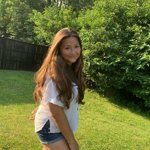 Meet your Posher, Hannah